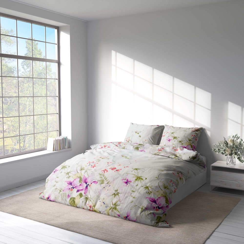 Voodipesu komplekt "Tropic Dreams". Puuvillane voodipesu, 140x200 cm, 150x200 cm, 160x200 cm, 180x200 cm, 200x200 cm, 200x220 cm. Luksuslik valge voodipesu komplekt, millel on silmatorkavad roosad ja rohelised eksootilised lilled.