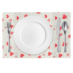 Lauamatt „Hearts placemat“ 1 tk.. Linased laudlinad, 30x45 cm. Lauamatilaga punaste südame ja lillemotiividega heledal taustal.